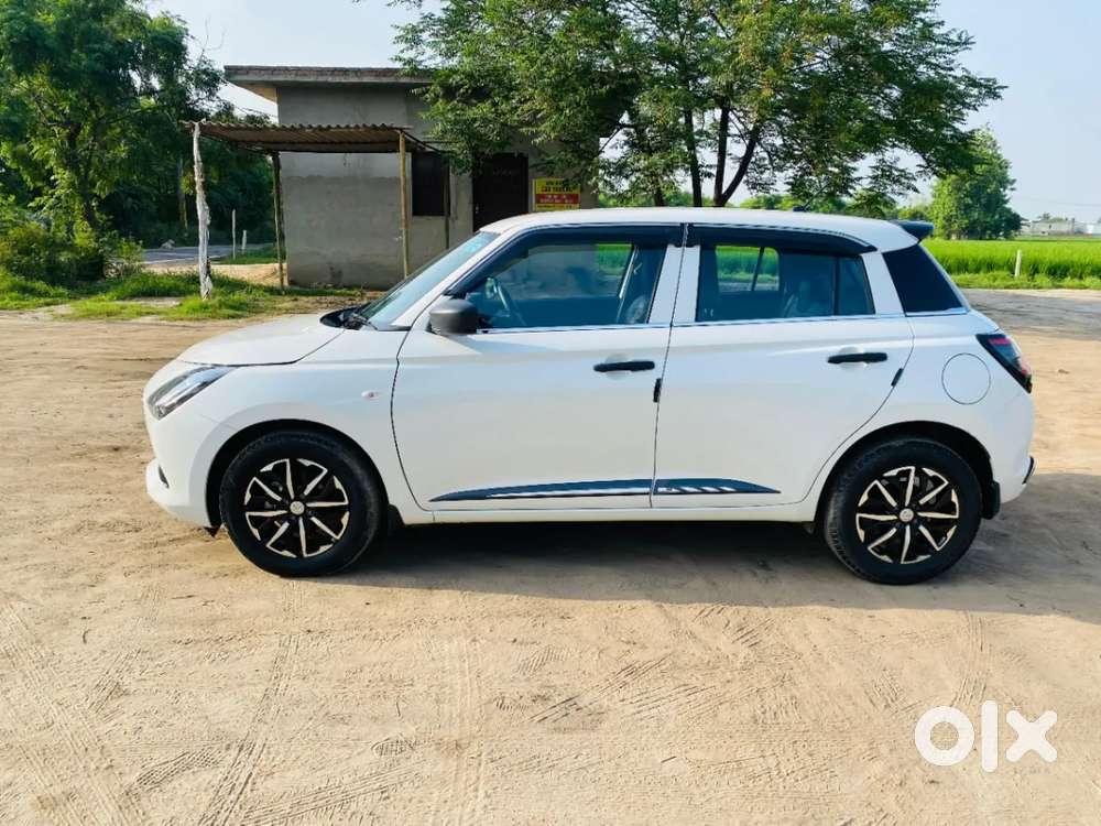 Maruti Suzuki Swift Vxi, 2026, Petrol