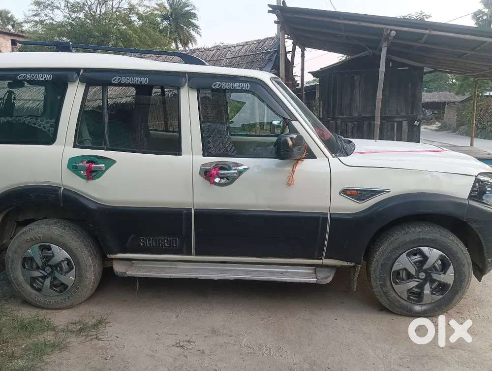 Mahindra Scorpio Getaway 2017 Diesel 90000 Km Driven