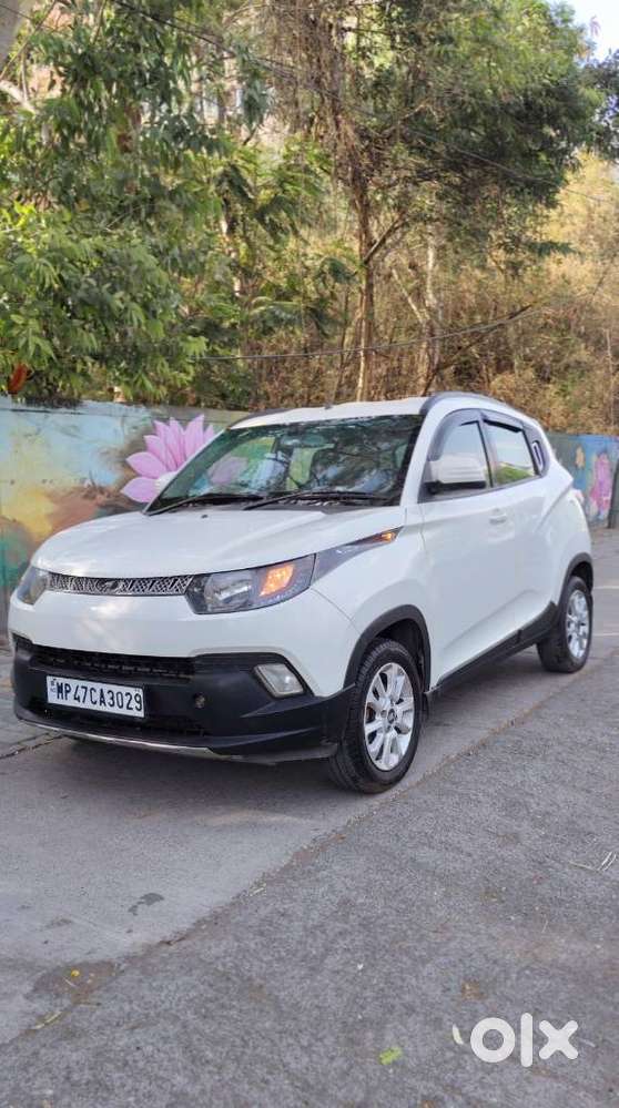 Mahindra Kuv100 Nxt 1.2 K8 Petrol 6 Str Dual Tone, 2017, Petrol
