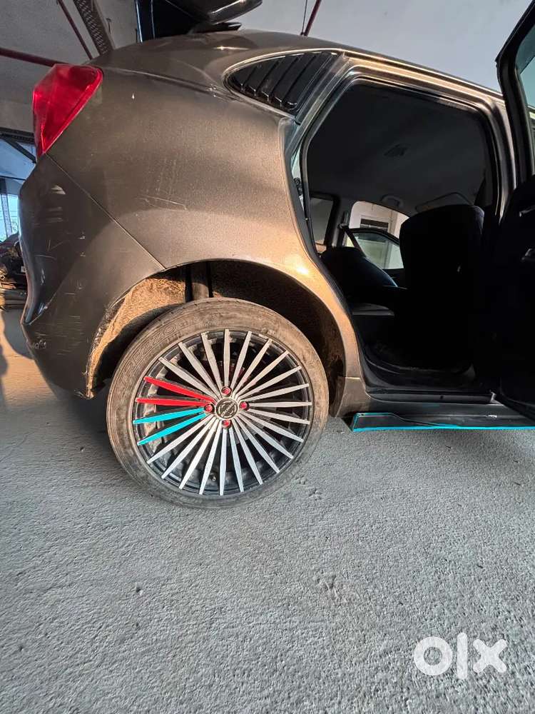 Maruti Baleno Alpha (top Model) - Push Button Alloys