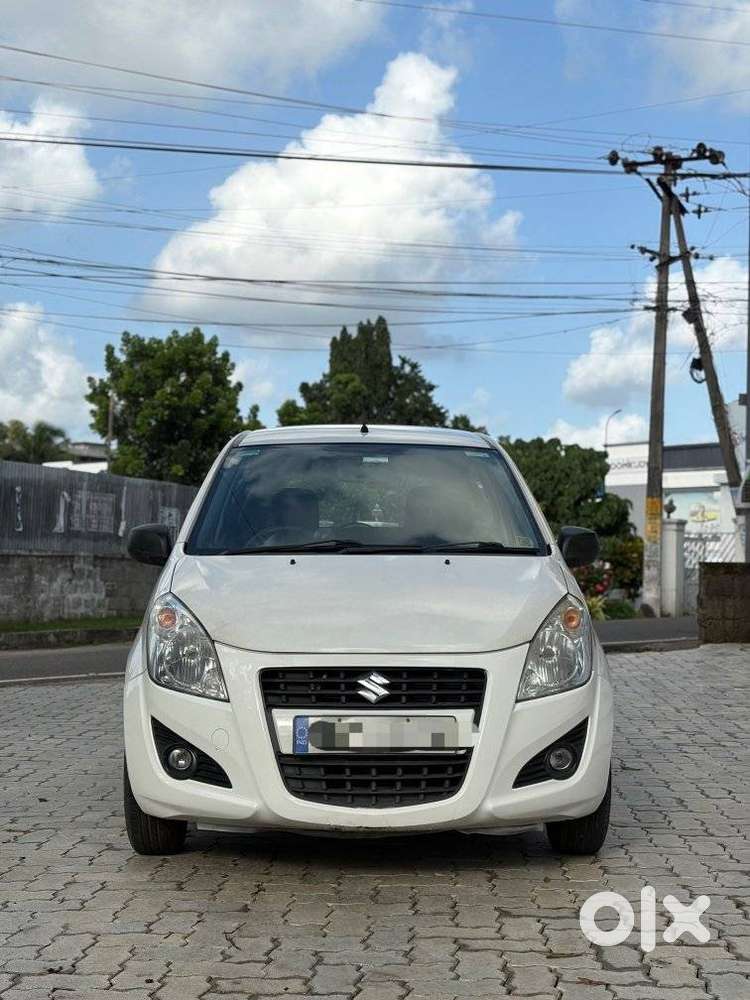Maruti Suzuki Ritz Genus Vxi, 2015, Petrol