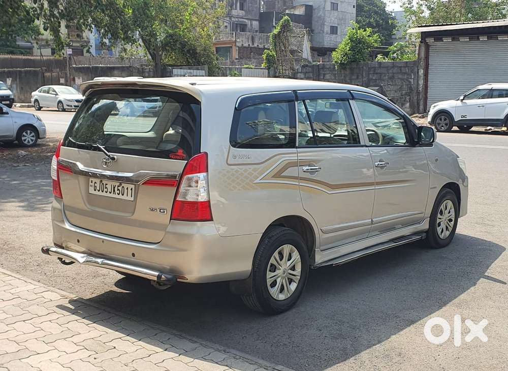 Toyota Innova 2.5 G (diesel) 8 Seater, 2014, Cng & Hybrids