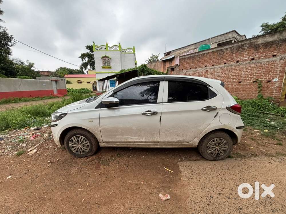 Tata Tiago Petrol 2019