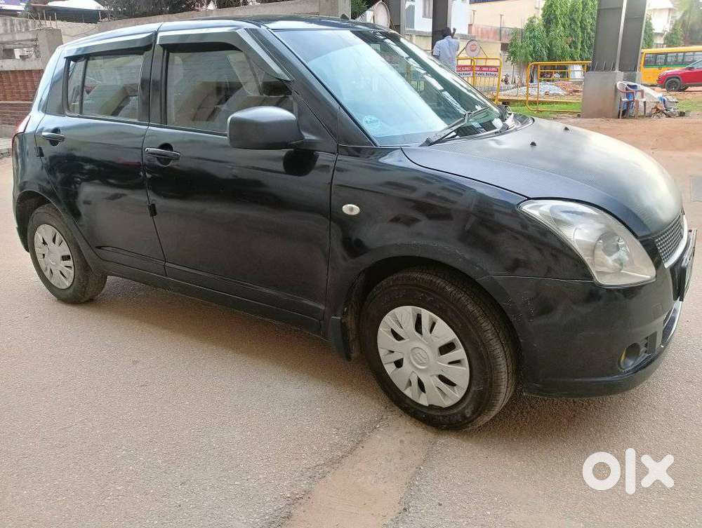 Maruti Suzuki Swift 1.3 Vxi, 2007, Petrol