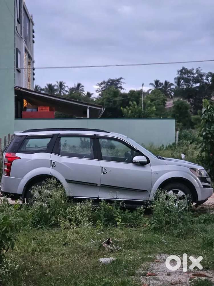 Mahindra Xuv500 Sportz 2012