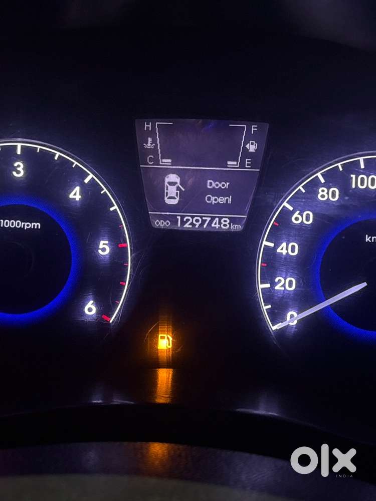 Hyundai Verna Crdi 2012