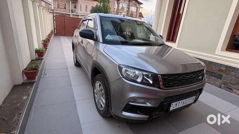 Brezza Diesel Ldi (o)  22kmpl Mileage  Touchscreen & Reverse Camera