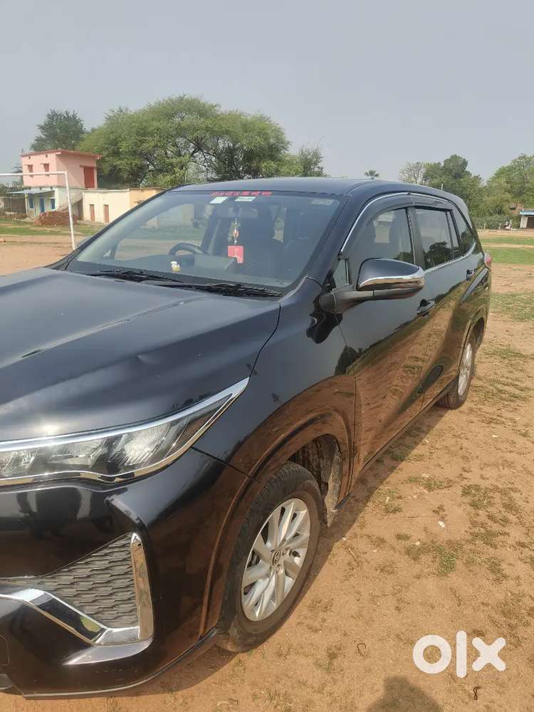 Toyota Innova Hycross 2024 Variant