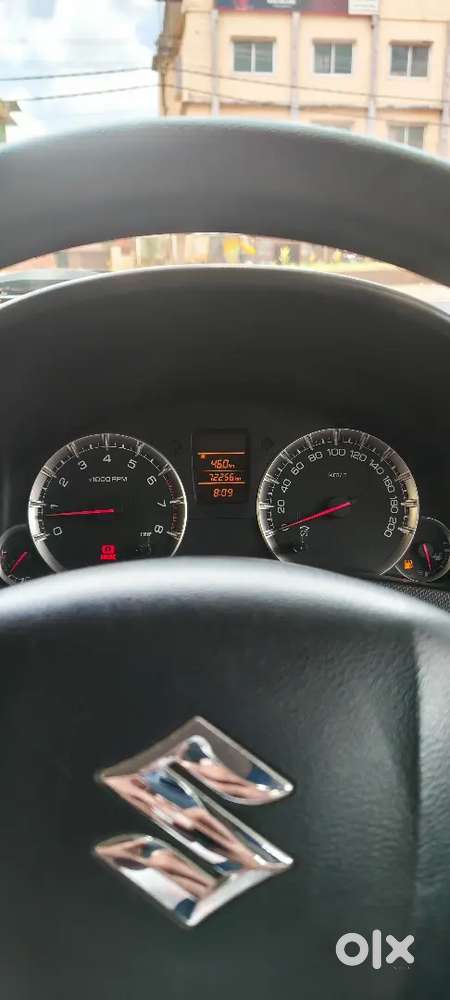 Maruti Suzuki Swift Vxi Petrol 2017