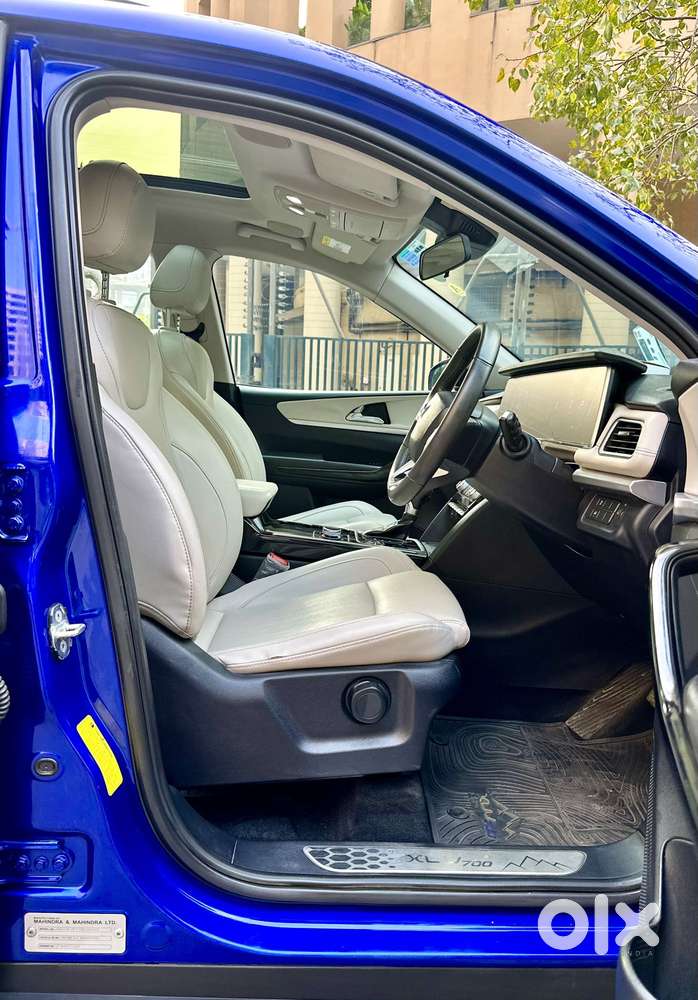 Mahindra Xuv700 2.0 Ax 7 Petrol At Luxury Pack Str, 2022, Petrol