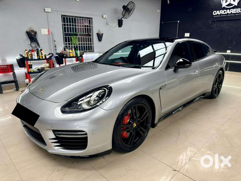 2014 Porsche Panamera Gts