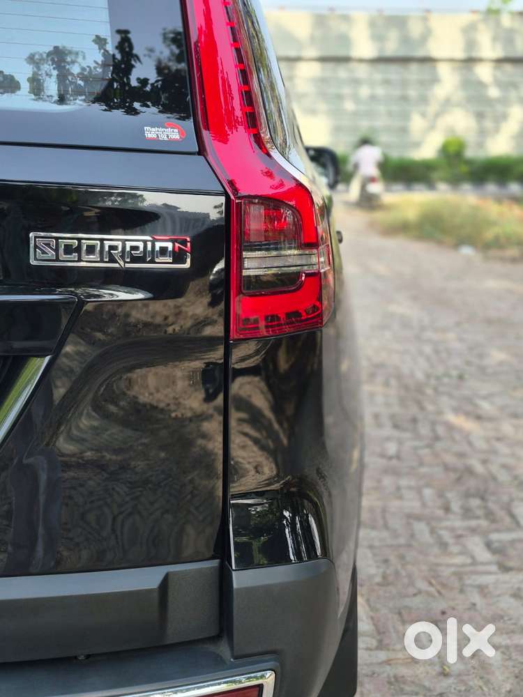 Mahindra Scorpio-n 2.0 Z8 Petrol Mt 7 Str, 2025, Petrol