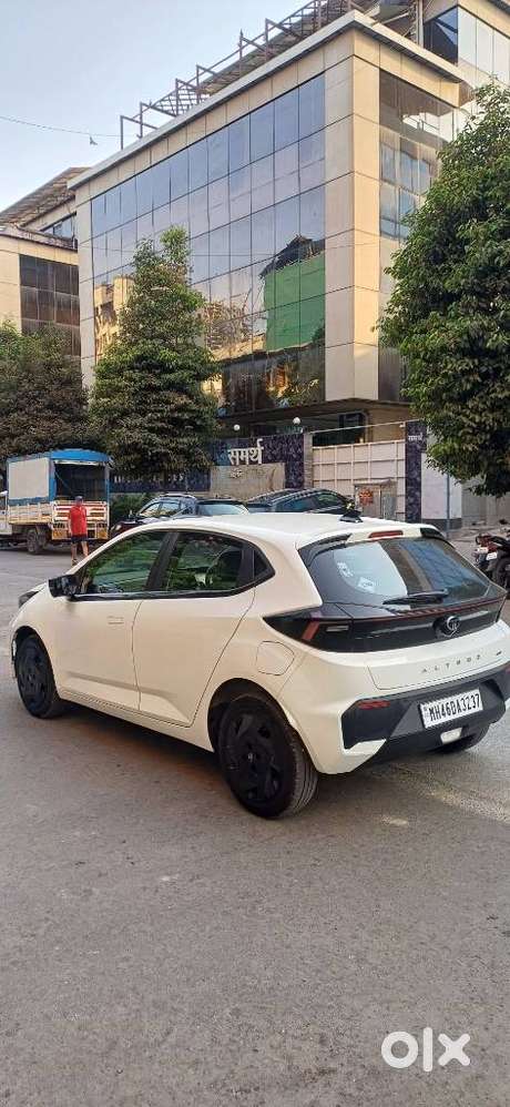 Tata Altroz Creative S, 2025, Cng & Hybrids