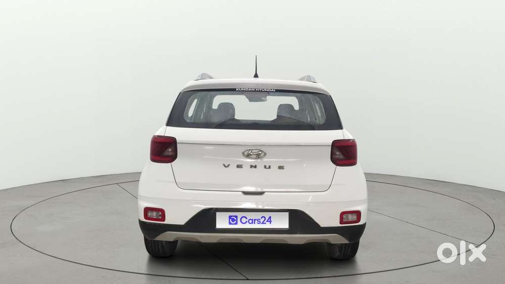 Hyundai Venue S, 2022, Petrol