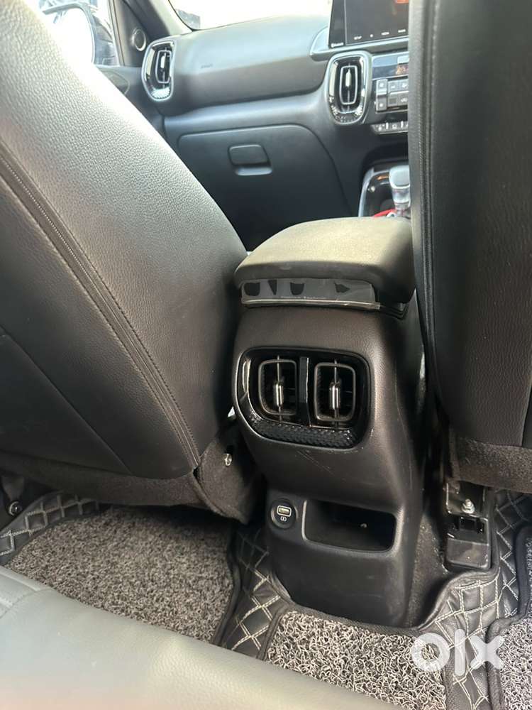 Kia Sonet 2023 Petrol Automatic