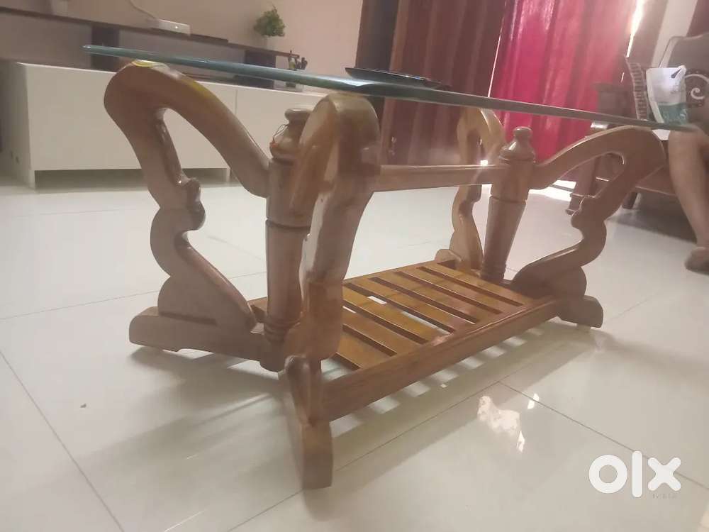 Wooden Center Table with Buttery Fly Desgin