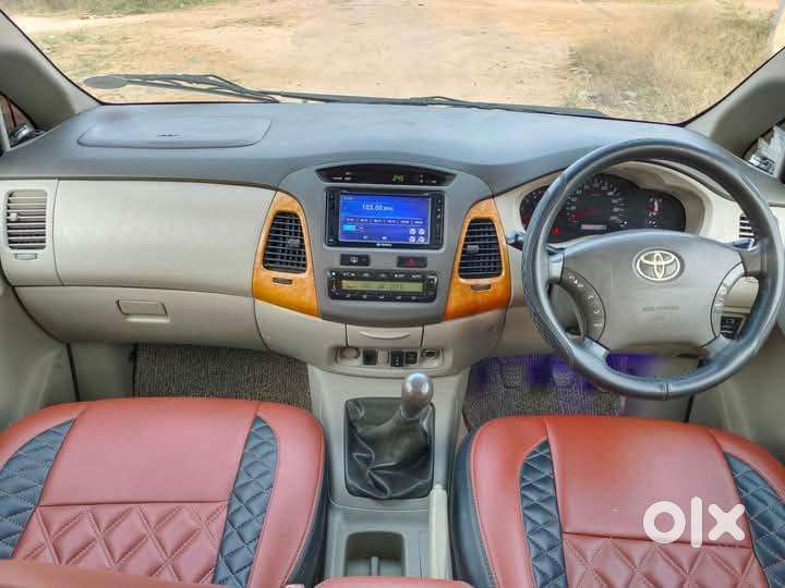 Toyota Innova 2.5 Vx 8 Str, 2010, Diesel