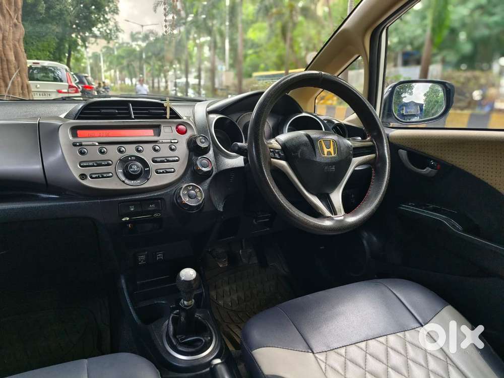 Honda Jazz V Mt Privilege, 2013, Petrol