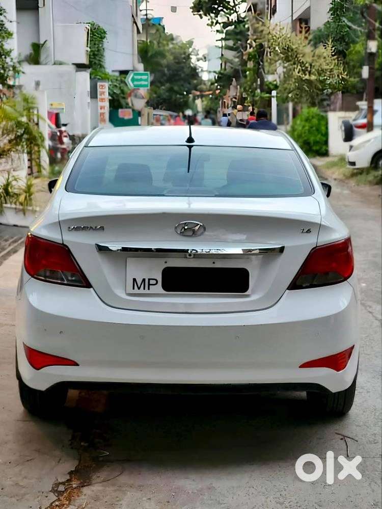 Hyundai Verna 1.6 Crdi At Sx Option, 2015, Diesel