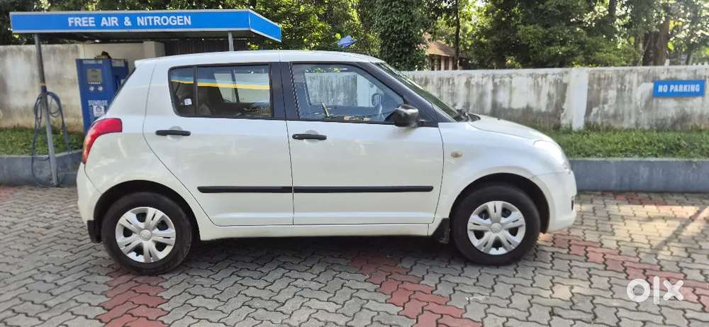 Maruti Suzuki Swift 2009 Company Service , No Accidents History