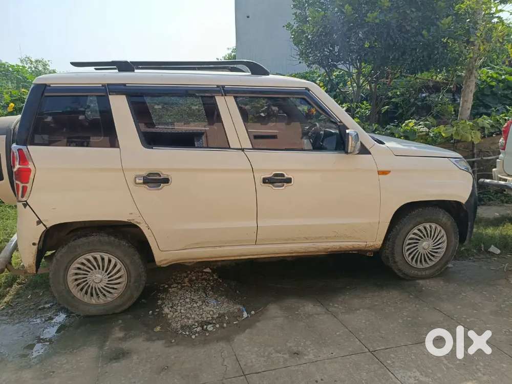 Mahindra Tuv 300 2017 Variant
