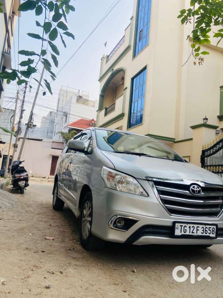 Toyota Innova 2015 Diesel Well Maintained