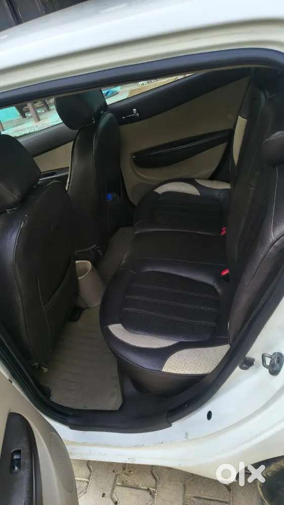 Hyundai I20 2011 Petrol Well Maintained