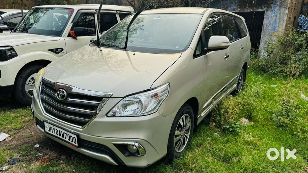 Toyota Innova 2016 Diesel Well Maintained