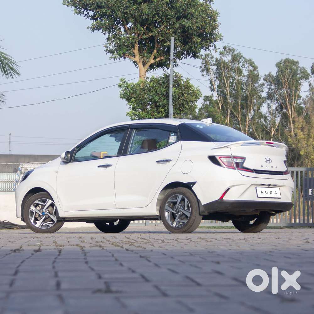 Hyundai Aura 1.2 Sx Cng, 2024, Cng & Hybrids