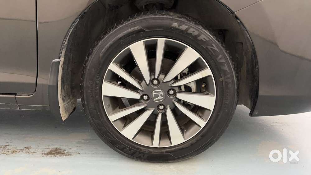 Honda City 1.5 V Mt, 2023, Petrol