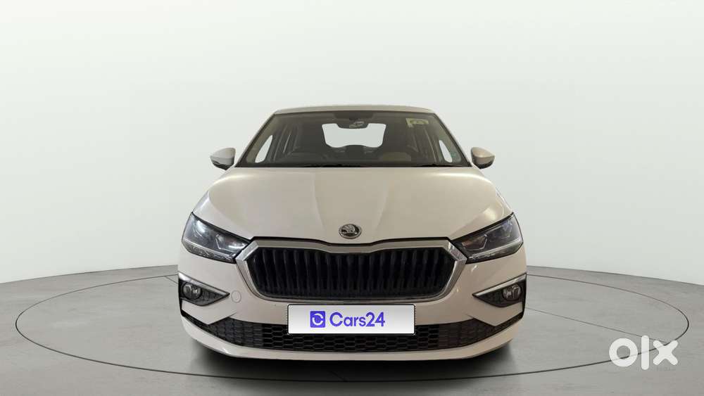 Skoda Slavia 1.0 Tsi Style At, 2023, Petrol