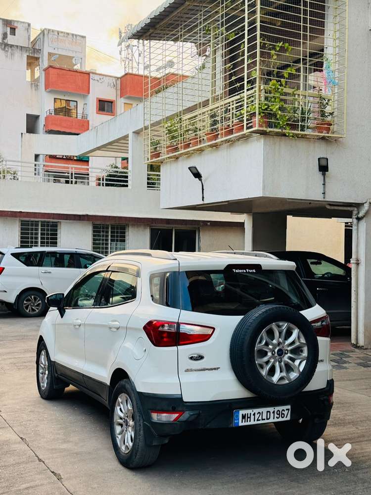 Ford Ecosport Titanium Petrol Automatic 2015 2nd Owner 77348 Km 325000