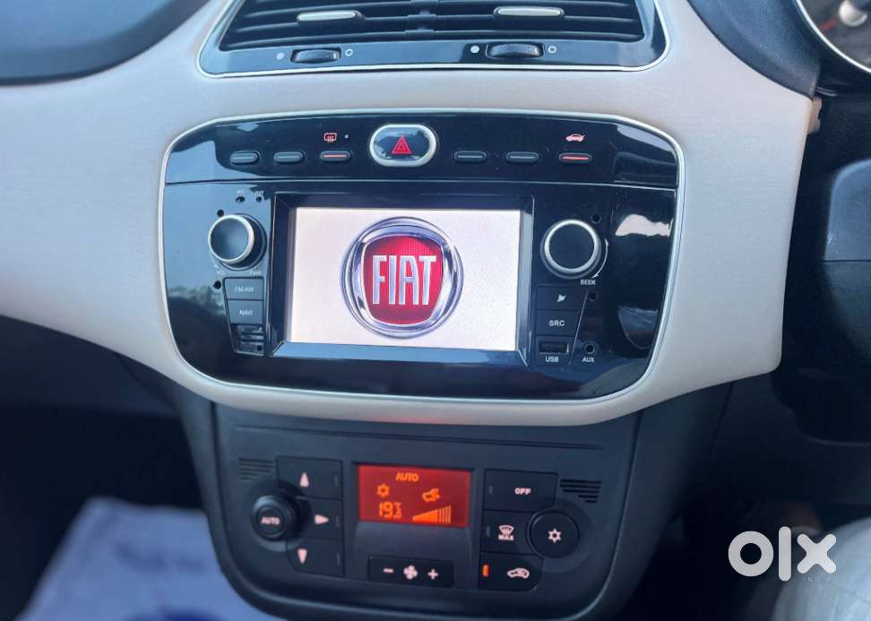 Fiat Linea 1.4 T-jet Plus Emotion, 2019, Petrol