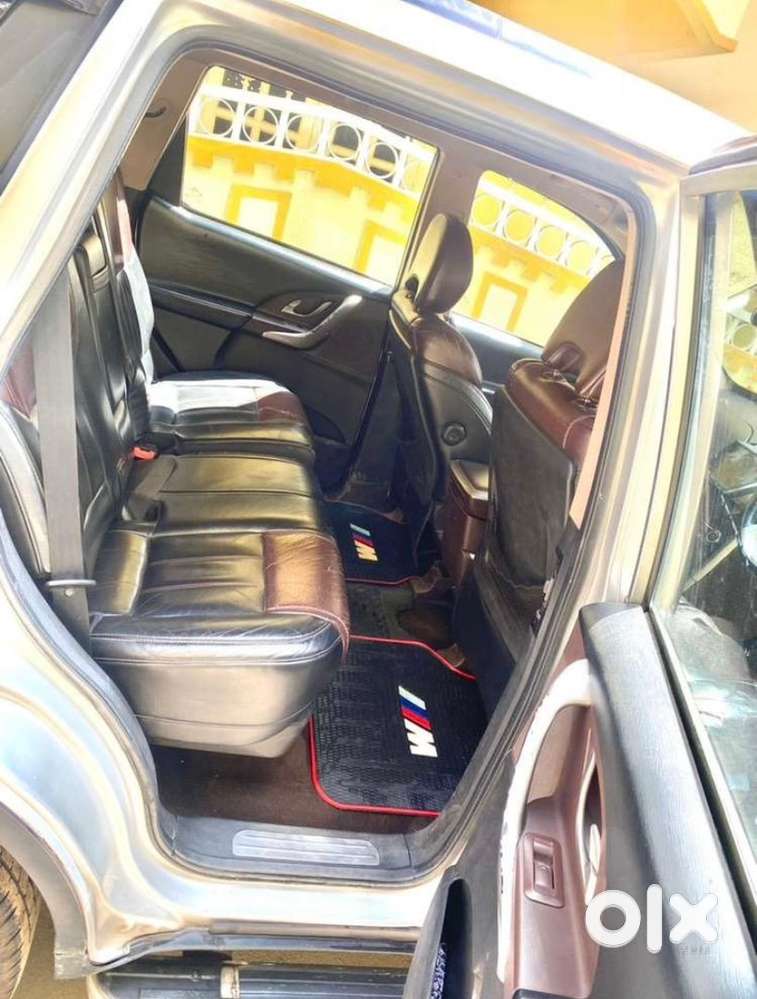 Mahindra Xuv500 2012 Petrol Well Maintained