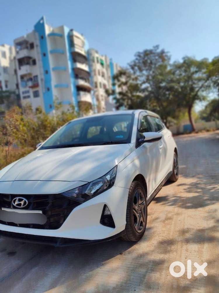 Hyundai I20 Sportz 1.2 Ivt Dual Tone, 2021, Petrol