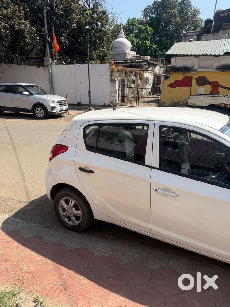 Hyundai I20 2010 Petrol Well Maintained With Vip Number 8888 For 2l