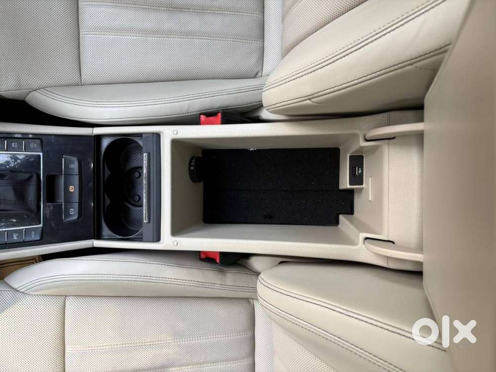 Skoda Superb 2.0 L&k Tsi At, 2022, Petrol