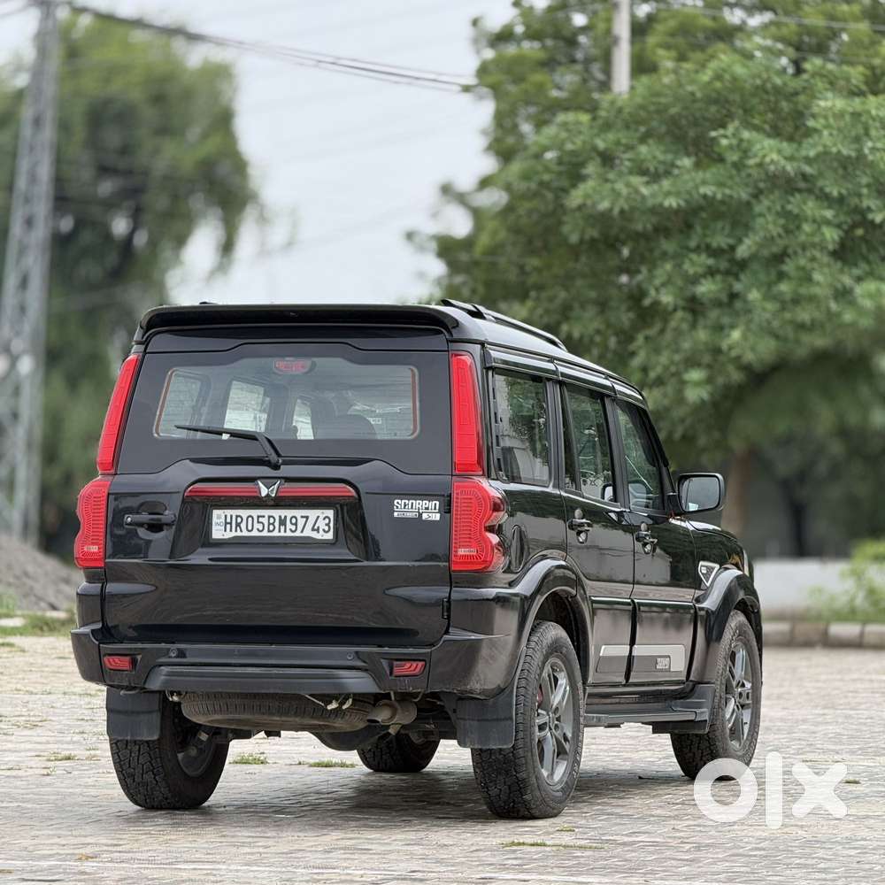 Mahindra Scorpio Classic 2.2 S 11 Mt 7 Str, 2024, Diesel