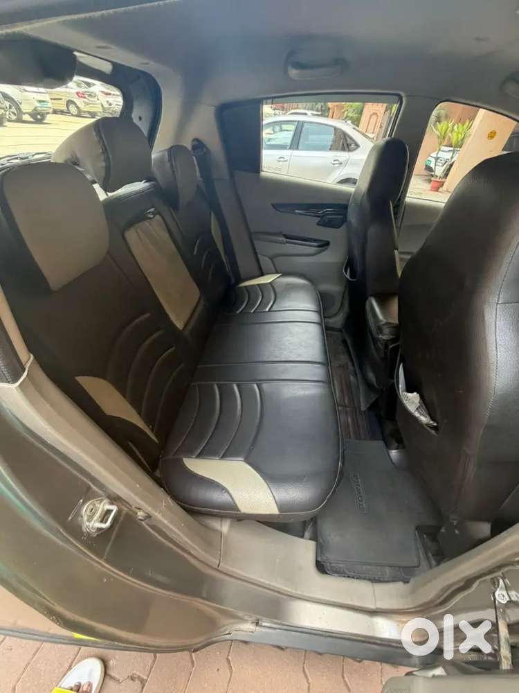 Mahindra Kuv 100 2016 Diesel Well Maintained