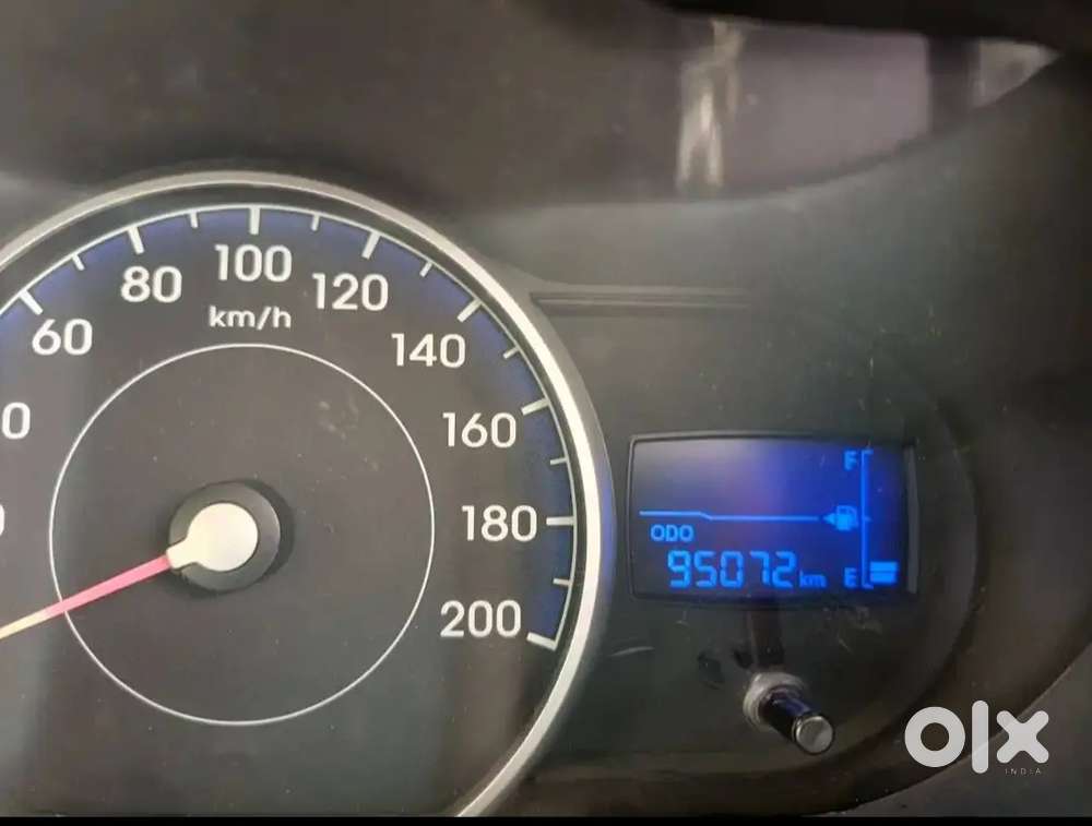 Hyundai I10 2012 Petrol 98000 Km Driven