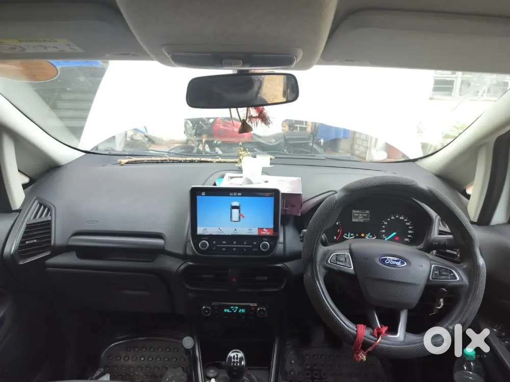 Beautiful Interior With All Amenities