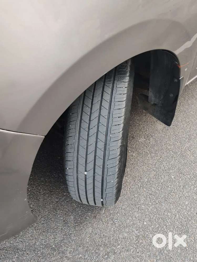 Toyota Innova Crysta 2017 Diesel 205000 Km Driven