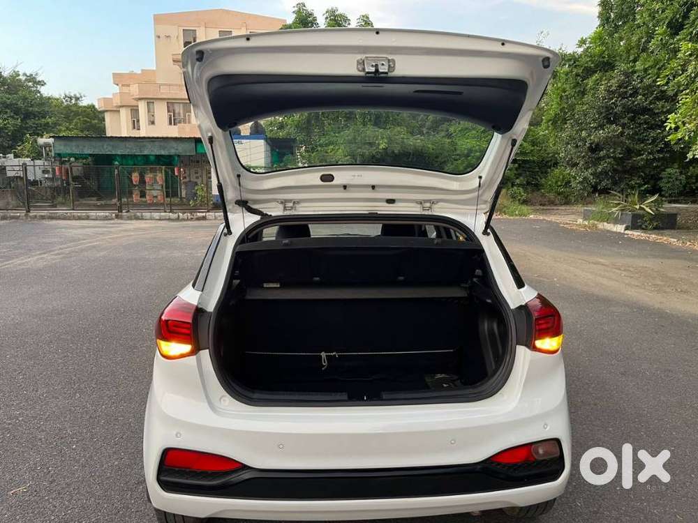 Hyundai Elite I20 Sportz Plus, 2020, Petrol