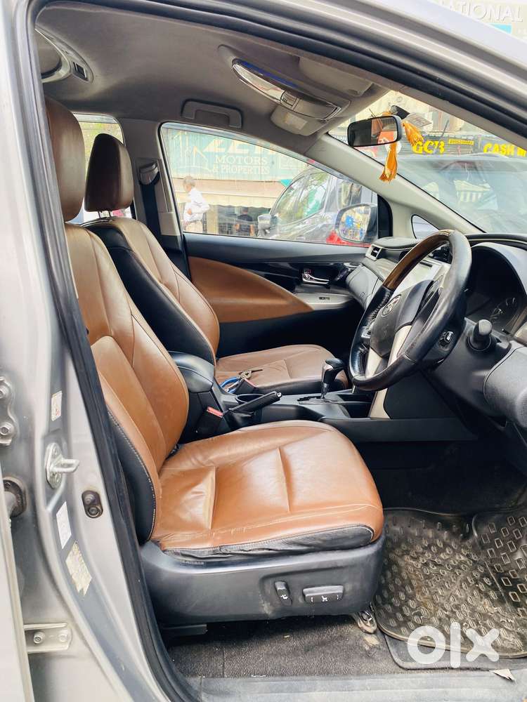 Toyota Innova Crysta 2.8 Zx At, 2017, Diesel