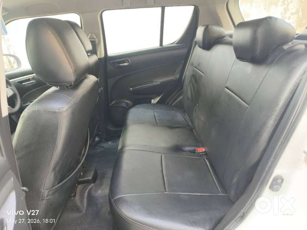 Maruti Suzuki Swift Vxi + Manual, 2014, Petrol