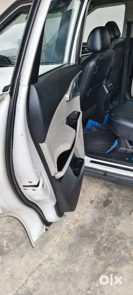 Kia Carens 1.5 Premium 2023