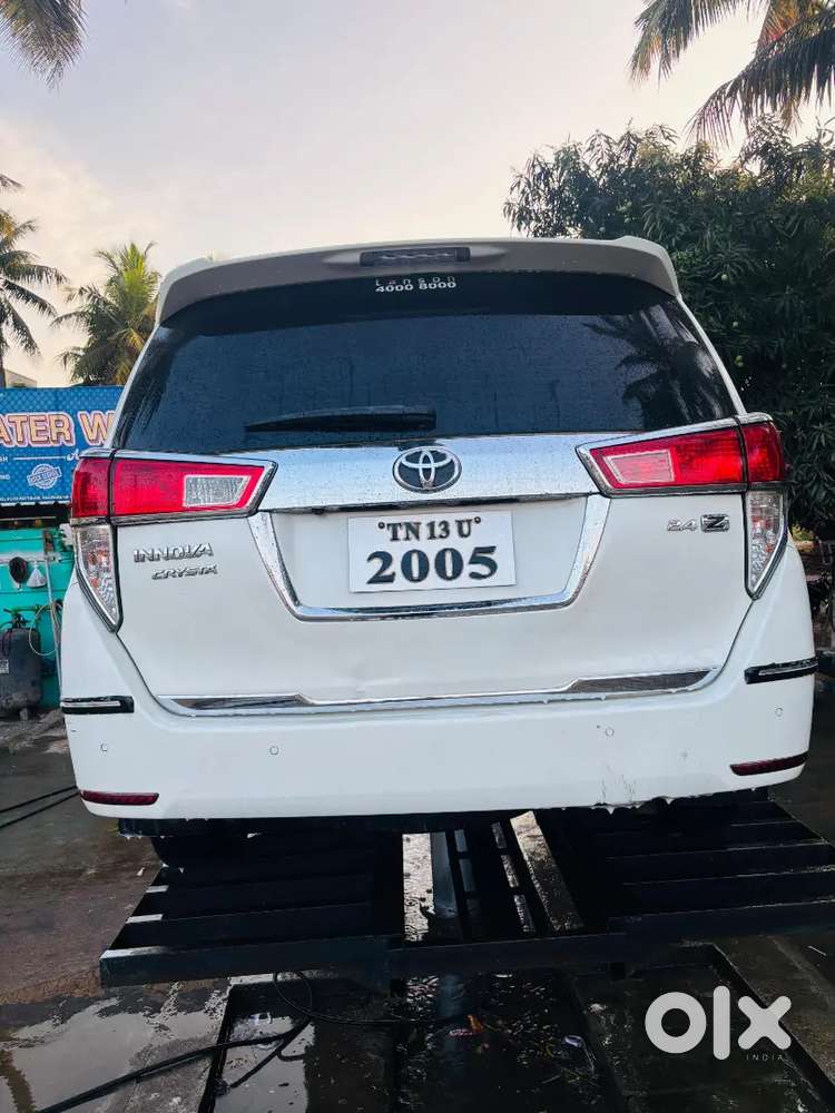 Toyota Innova Crysta 2020 Diesel 124000 Km Driven