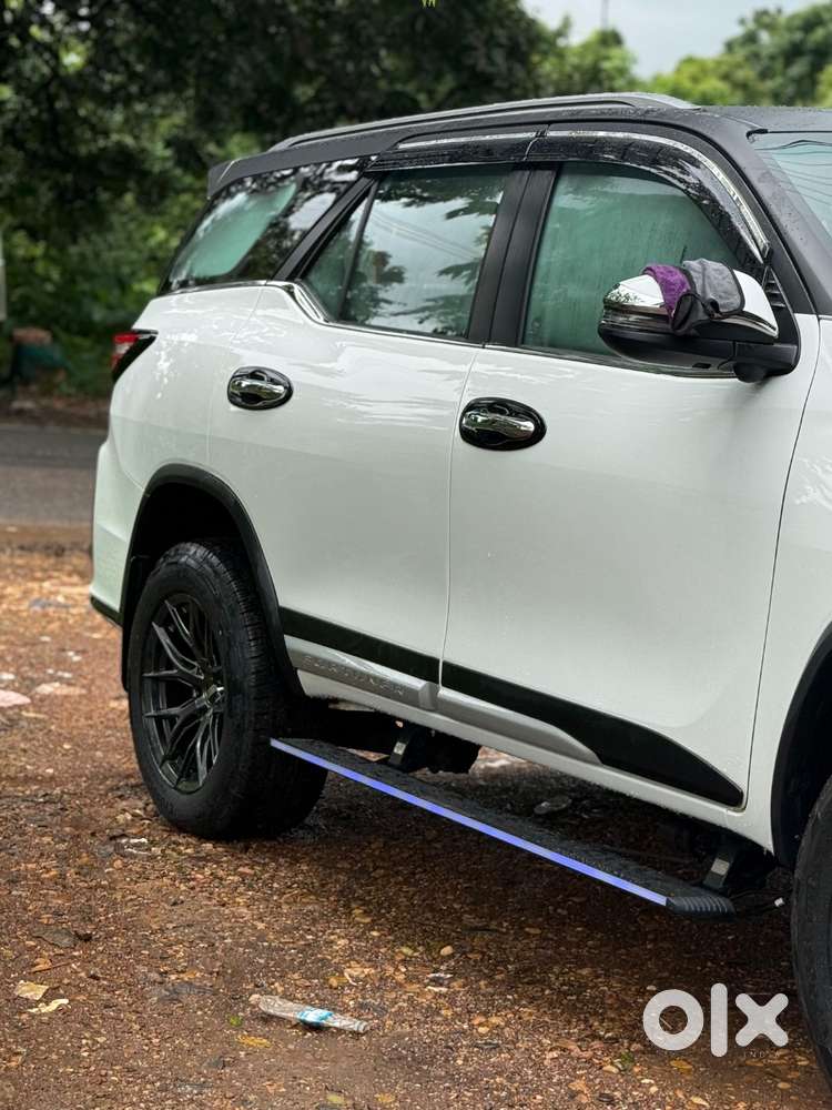Brand New Fortuner Legender For Sale – Immaculate Condition