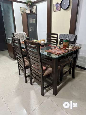 Dining table deals 6 seater olx