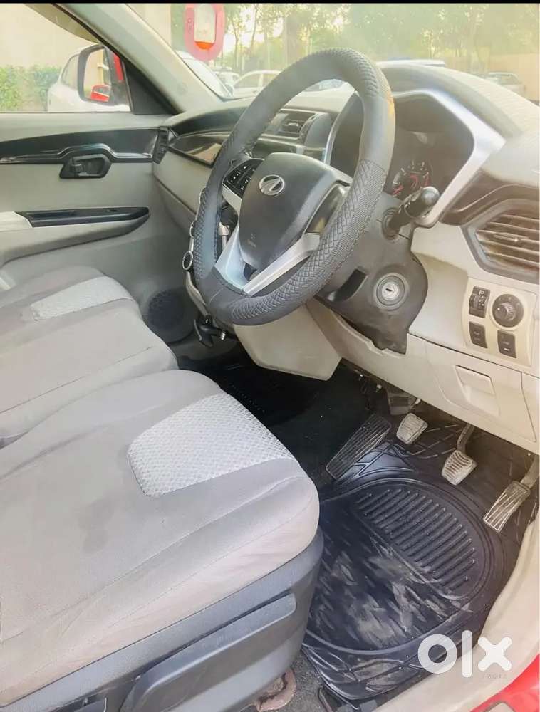 Kuv100 6 Seater K8 Top Model
